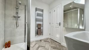 Photo 21- click for photo gallery